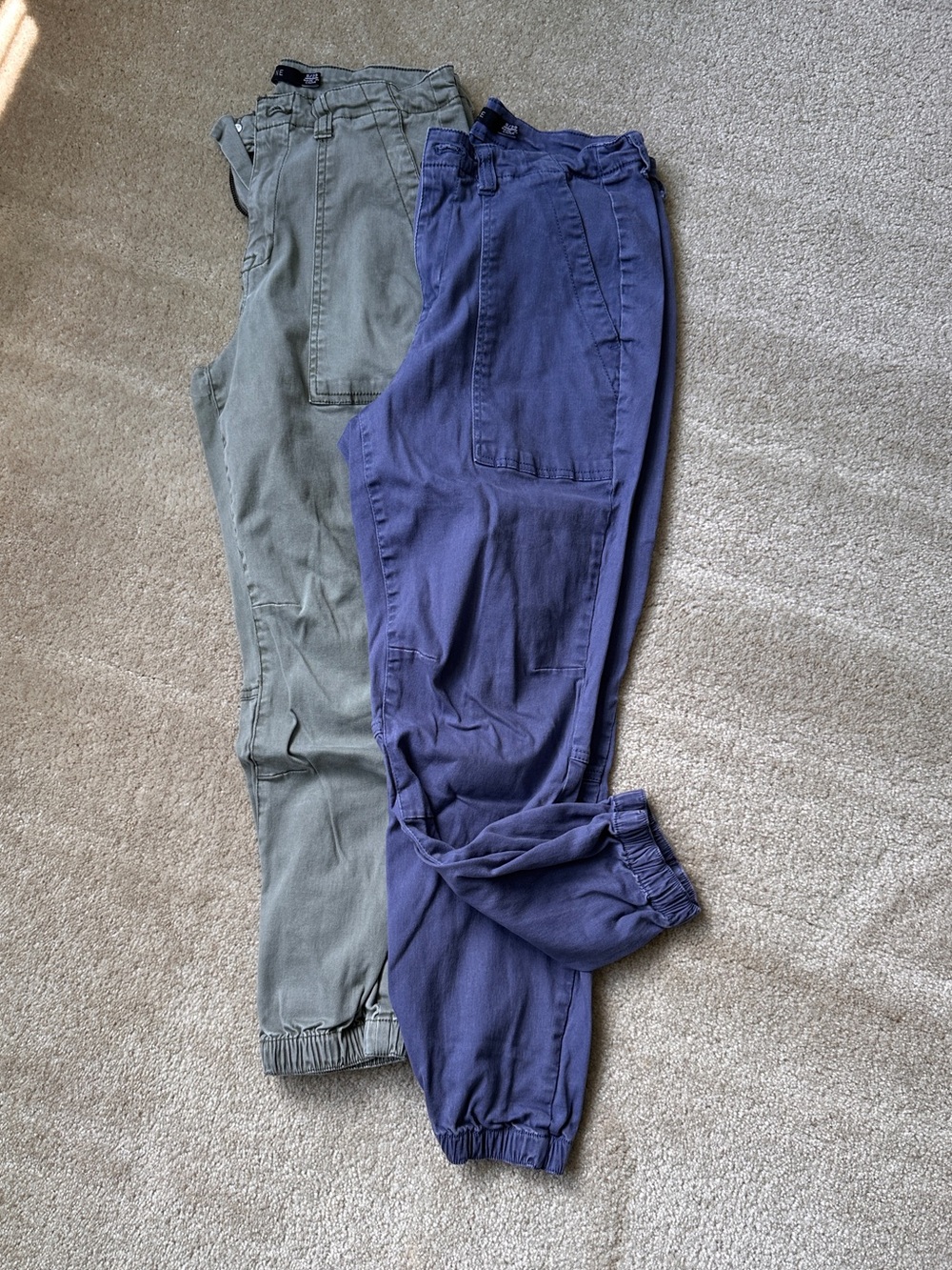 Casual Utility Cropped Jogger Pants - Olive Green & Soft Navy